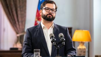 constitucion-chile-gabriel-boric.jpg