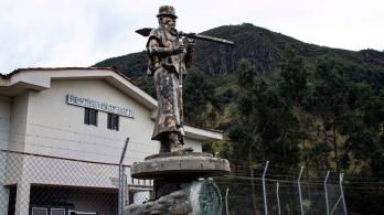 estatua-pueblo-misak.jpg