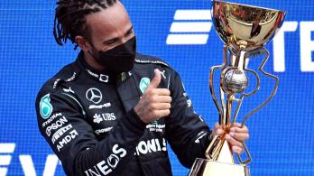 lewis-hamilton-formula1-1.jpg
