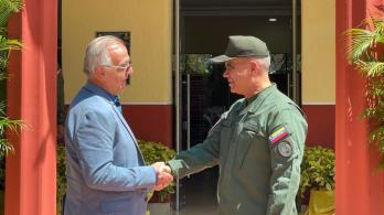 mindefensa-ivan-velasquez-reunion-vladimir-padrino.jpg
