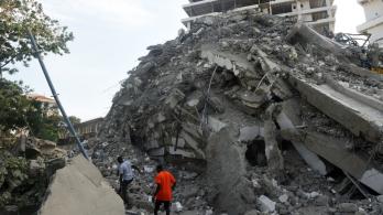 nigeria-colapsa-edificio.jpg