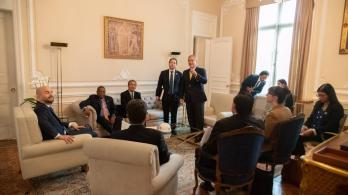 reunion-duque-equipo-biden.jpg