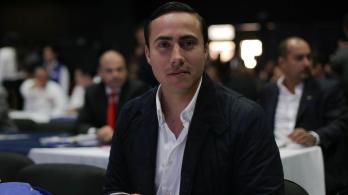 richard-aguilar-cambio-radical-1.jpg