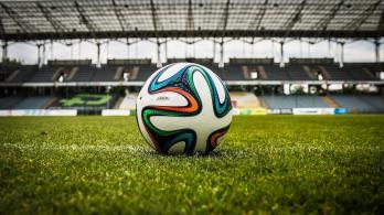 soccer-488700_1280.jpg