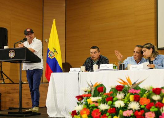 Petro advierte al Congreso sobre constituyente: "Está abierta la discusión política" 