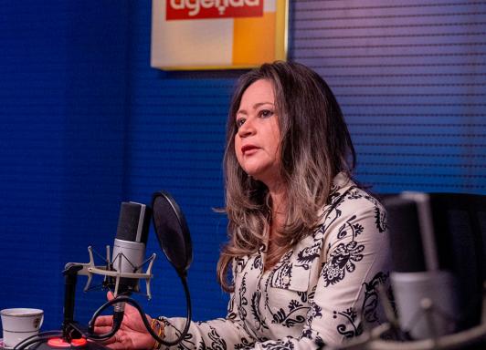 Ministra de Transporte, María Fernanda Rojas