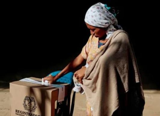 ¿Cómo votar en los tarjetones de Circunscripciones Especiales?