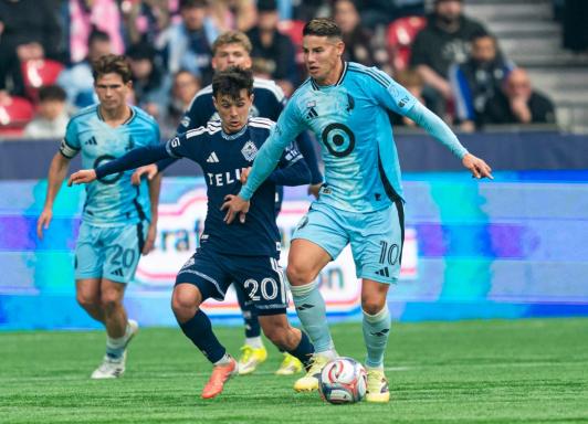 Debut de James Rodríguez. / Foto: AFP.