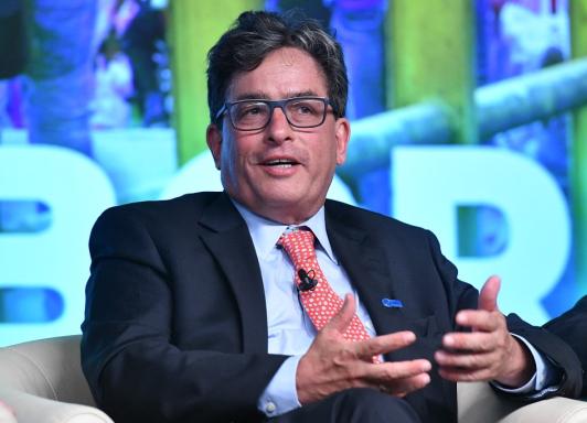 Reaparece Carrasquilla pidiendo un "sustico fiscal" para Colombia