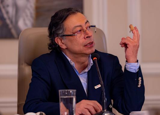 Petro denuncia red internacional de desinformación y pide investigar i