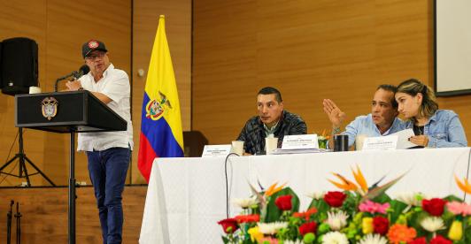 Petro advierte al Congreso sobre constituyente: "Está abierta la discusión política" 