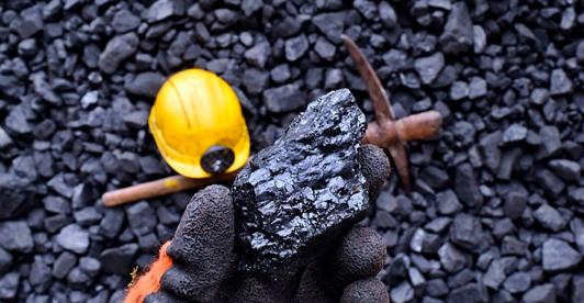 Colombia suspende venta de carbón a Israel.