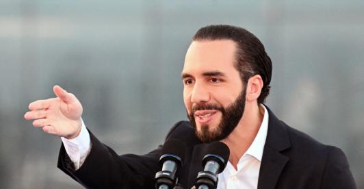 Nayib Bukele comienza un segundo gobierno en El Salvador. / Foto: AFP.
