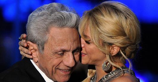 Shakira junto a su padre William Mebarak. / Foto: AFP.