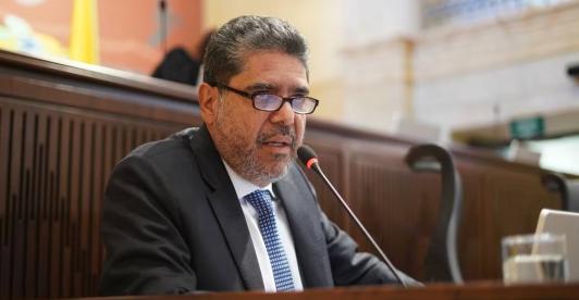  Carlos Hernán Rodríguez fue elegido como el nuevo contralor general