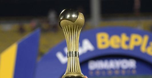 Premios y dinero en la Final del FPC. / Foto: AFP.