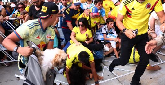 La final Argentina-Colombia se posterga una hora por incidentes afuera del estadio