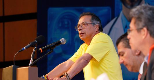 Gustavo Petro responde a críticas de Sergio Fajardo sobre nombramiento de Daniel Rojas como Ministro de Educación