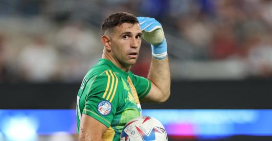 Dibu Martínez sobre la final de Colombia vs. Argentina. / Foto: AFP.