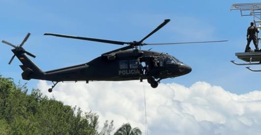 Ataque con armas de fuego a helicóptero del Ejército en el Cauca. / Foto: X Policía.
