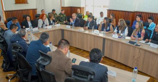 Gobierno acuerdos con transportadores para levantar el paro en Nariño. / Foto: X Alcaldía de Pasto.