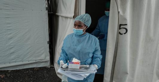 Viruela del mono "no es el nuevo covid", según la OMS. Foto: AFP