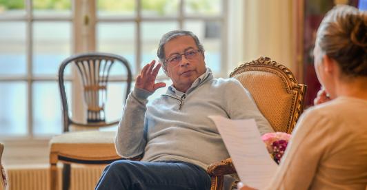 Entrevista de Gustavo Petro con Le Monde