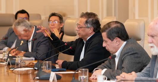 Presidente Petro lidera reunión de para monitorear la viruela del mono en Colombia