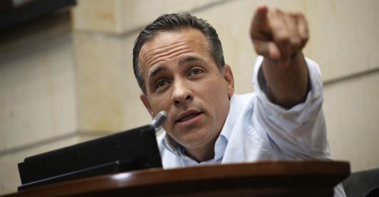 DNP alerta sobre riesgo de pérdida de $12,1 billones en regalías por irregularidades