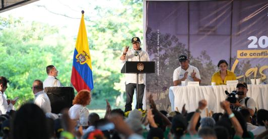 Petro entrega tierras en Bolívar