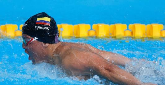 ¡Nelson Crispín triunfa en París! Gana la medalla de plata en natación en los Juegos Paralímpicos