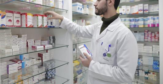 Famisanar y Sanitas se comprometen a pagar deuda de $723.000 Millones a hospitales y droguerías
