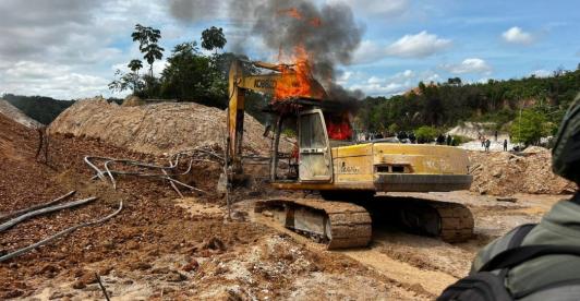 Decreto 1035 de Mindefensa sobre maquinaria en minería ilegal. / Foto: X MinDefensa.