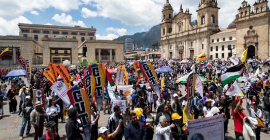 Quienes participan en las marchas del 19 de septiembre. / Foto: AFP.
