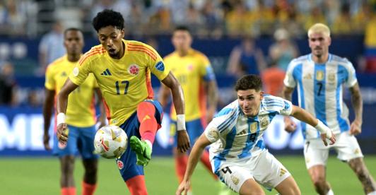 Colombia vs. Argentina por Radio Nacional de Colombia. / Foto: AFP.