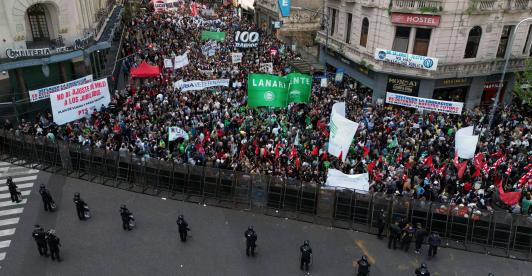 Marcha universitaria en Argentina