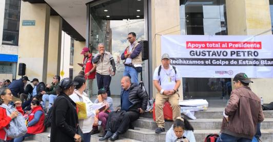 SINDESENA y trabajadores del SENA respaldan a Gustavo Petro