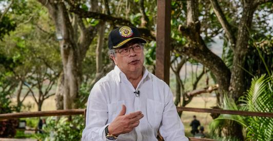 Presidente Petro anuncia que le entregará recursos a la Universidad de Antioquia