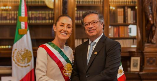 Presidente de la República de Colombia, Gustavo Petro, junto a la presidenta de los Estados Unidos Mexicanos, Claudia Sheimbaum
