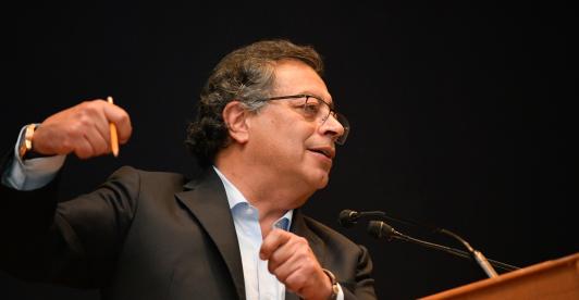 Presidente Petro durante su intervención el conferencia sobre crisis climática en la UNAM, México