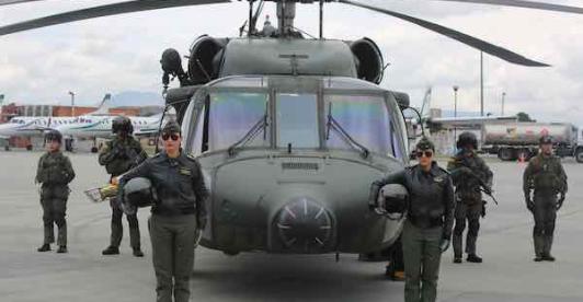 Policía Nacional de Colombia recibe 4 helicópteros Black Hawk