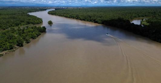 Derechos del río Atrato siguen siendo violados, pese a histórico fallo en Colombia