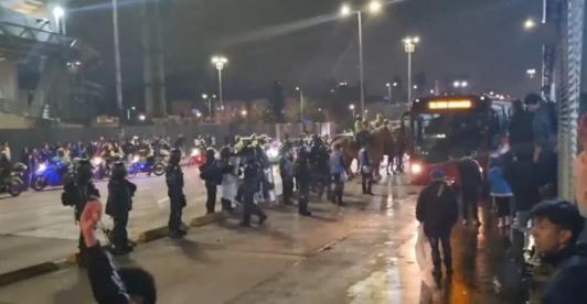 Críticas al alcalde Galán por la pésima organización de TransMilenio durante partido de Millonarios y Rock al Parque