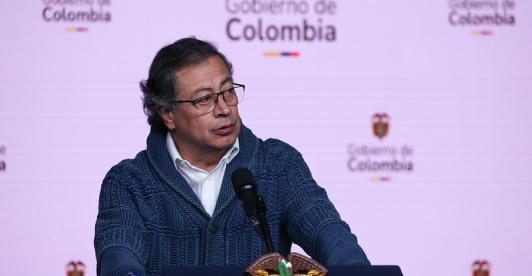 Escándalo Coosalud: Petro pide a Fiscalía investigar