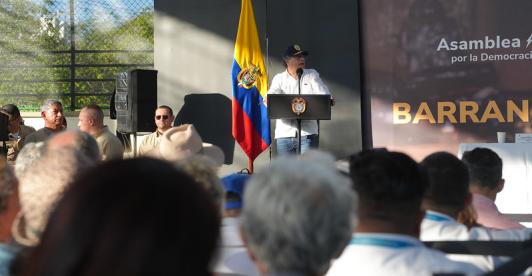 Presidente Gustavo Petro en Barranquilla durante discurso sobre Tarifas de Energía