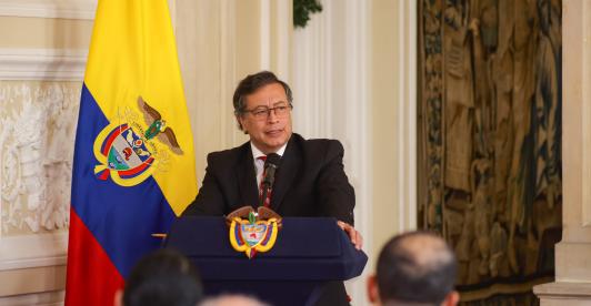 Petro critica crisis energética y abusos de Air-e en el Caribe