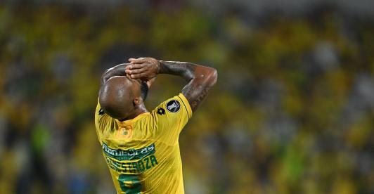 ¡Insólito! El increíble gol que Bucaramanga falló y le costó 330 mil dólares
