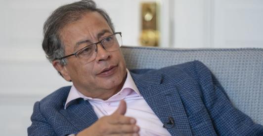 La reforma, respaldada por el Banco de la República, busca consolidar un modelo sostenible, solidario y universal de protección para la vejez. / Foto: Presidencia de la República.