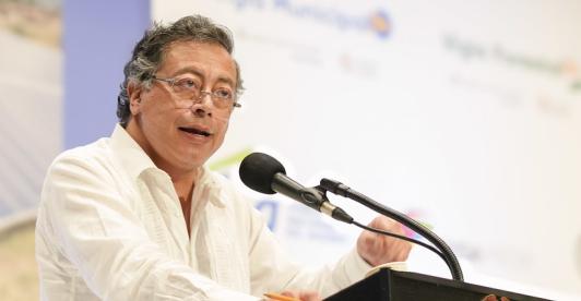 El mandatario insistió en que el crecimiento que experimenta el país se ha dado por fuera de la economía extractiva. / Foto: Presidencia de la República.