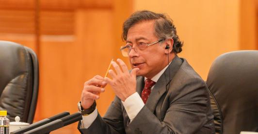 "El sistema de fondos privados de pensiones y la intermediación financiera en salud son sostenibles": Presidente Petro